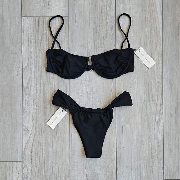 Montce Bikini Set